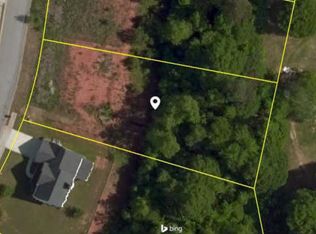 102 N Pointe Pkwy, Lagrange, GA 30241