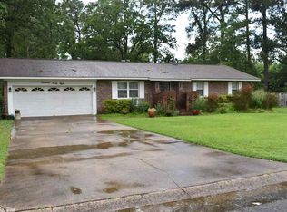 1448 Glenmere Cir, Malvern, AR 72104