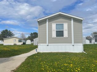 310 Black Oak Ct #310, Flint, MI