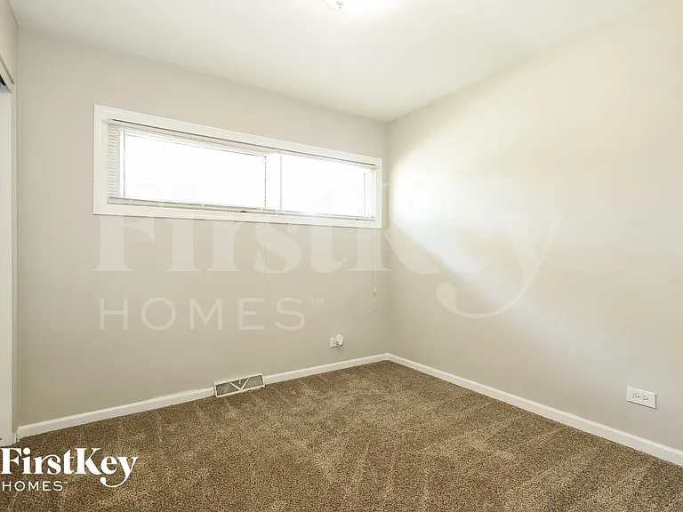 1119 S President St — Photo 9
