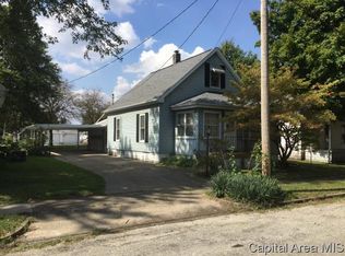 205 Garrison St, Bulpitt, IL 62517