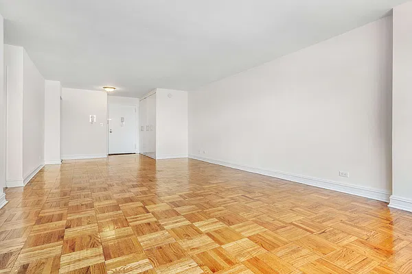 Rented by Anchor Associates | media 2