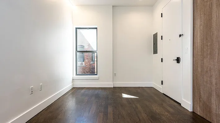 Rented by Nooklyn NYC LLC | media 24