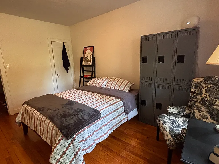 742 Washington Park #A2 — Photo 5