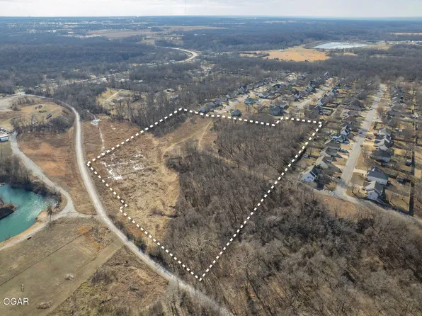 N Thicket Rd, Joplin, MO 64801