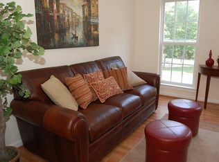 5325 Sylvan Rd, Richmond, VA 23225