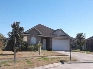 25 Petunia Ct, Westwego, LA 70094