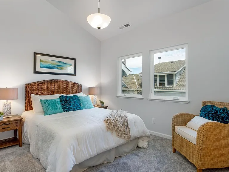 534 S Branciforte Ave — Photo 17