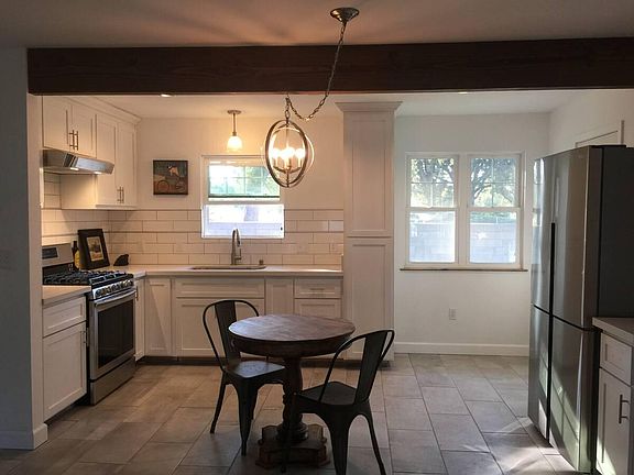 Kitchen/dinning