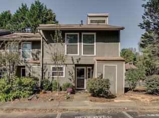 3570 Splinterwood Rd, Peachtree Corners, GA 30092