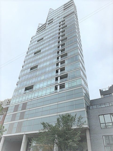 1st image of 510 W Erie St #1504