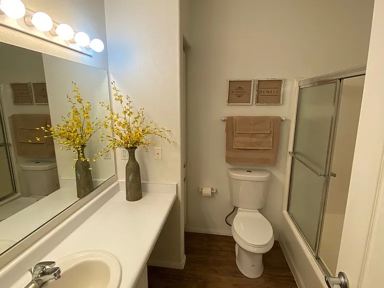 985 E Mingus Ave #212 — Photo 16
