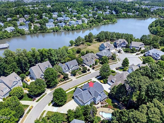 4th image of 945 Alden Bridge Dr