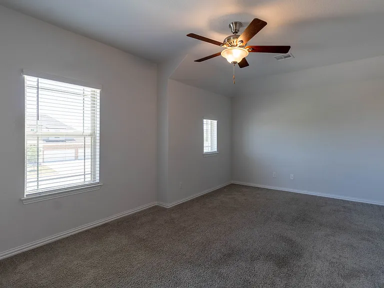 19337 Pilton Dr — Photo 26
