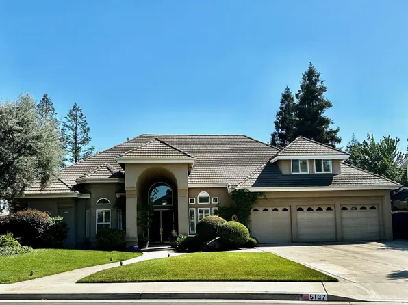 5137 W Lakewood Dr, Visalia, CA 93291