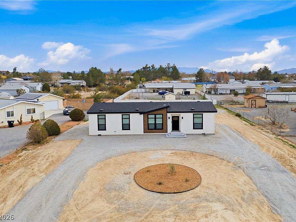 1st image of 5621 Saddletree Rd