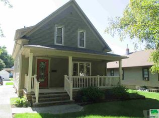 912 9th St #0, Sheldon, IA 51201