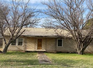 611 N Fm 2353, Graford, TX 76449