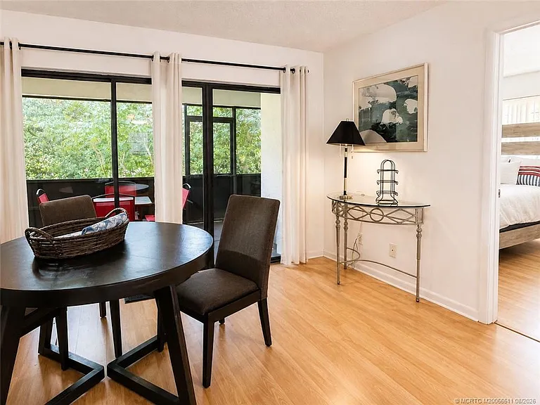 615 Oleander St #103 — Photo 2