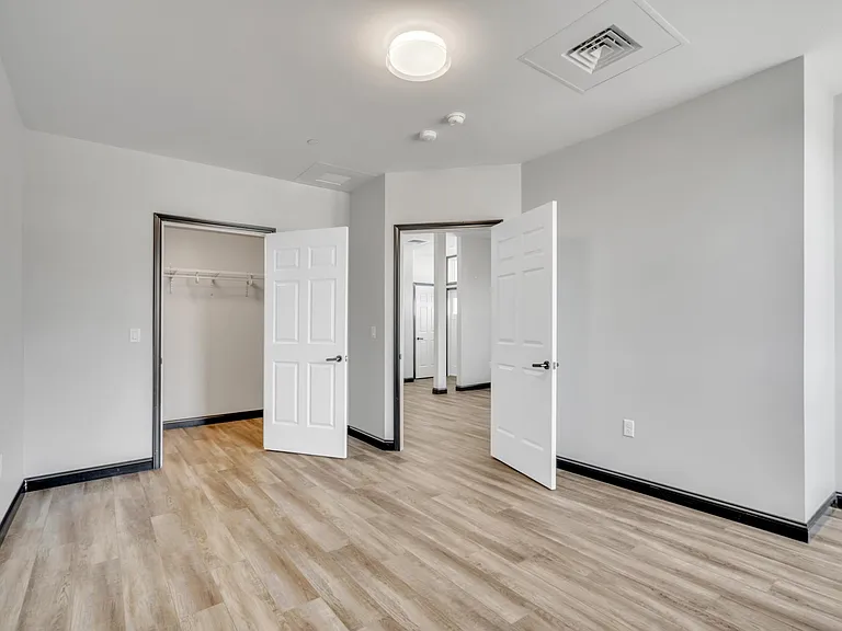 77 Whiting St #1A — Photo 6