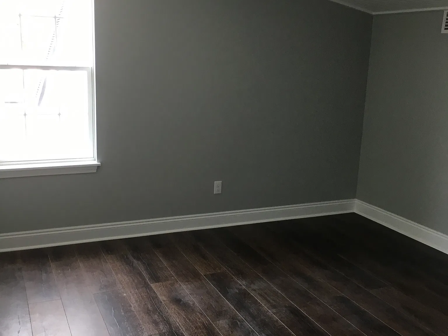 2 bed, 700 sqft, $1,300 — Photo 3