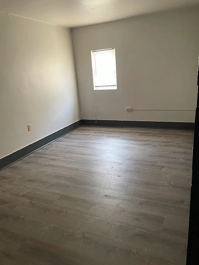 578 Broadway — Photo 3