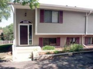 3235 Dodd Ln, Eagan, MN 55121