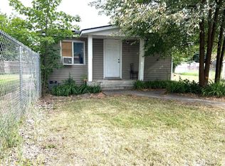 913 5th St, Cheney, WA 99004