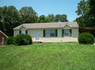 311 Gomer Rd, Clarksville, TN 37042