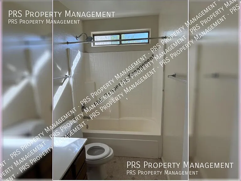 1744 E Robin Ln — Photo 11