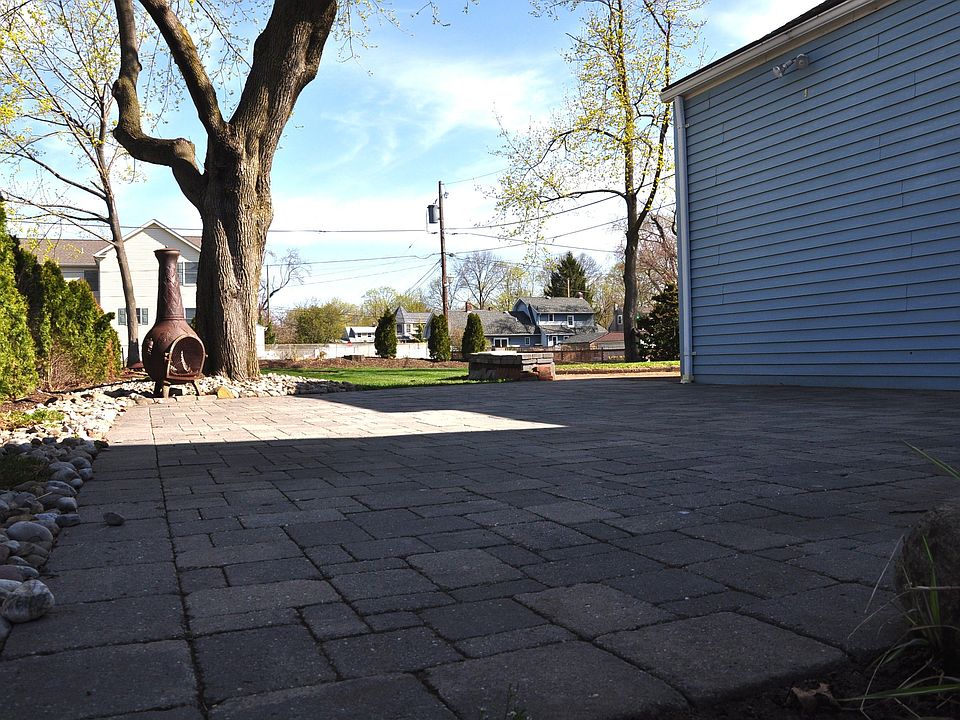 2nd image of 1 Albert St