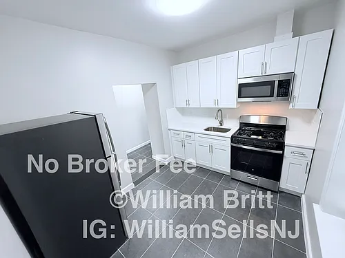 317 Union St Photo 1