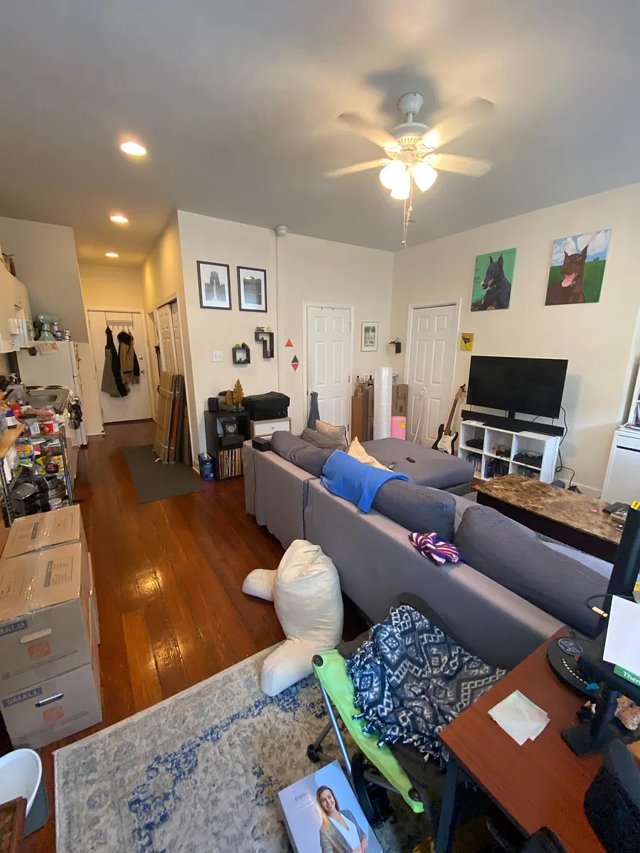 Building Photo - 421 S 15th St #3F