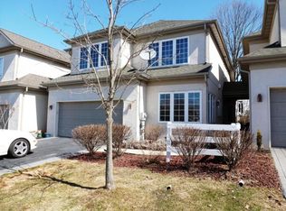 692 Woodfield Dr, Lititz, PA 17543