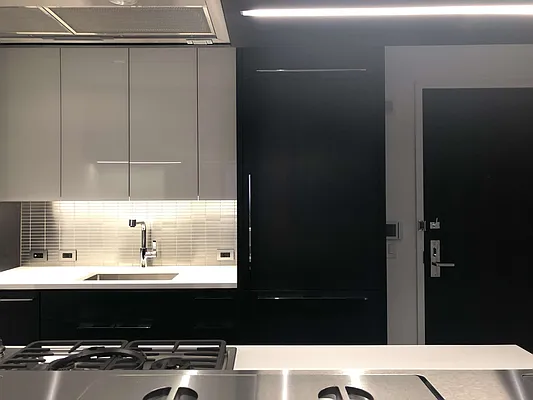 Rented by Gulia Wang, LREB | media 45