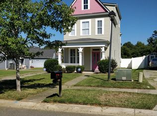 1324 Rising Oak Dr, Charlotte, NC 28206