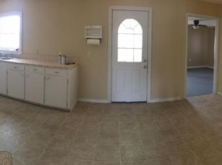 2184 S State Line Rd, Siloam Springs, AR 72761