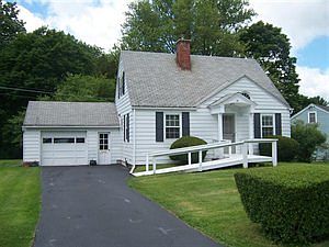 1st image of 26 Pineview Ter