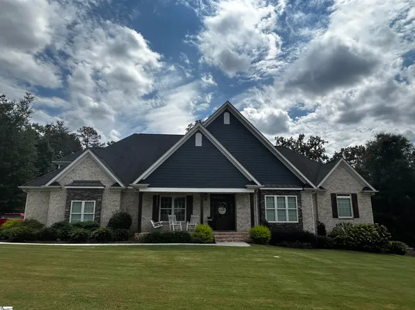 207 Willow Wind Ct, Easley, SC 29642