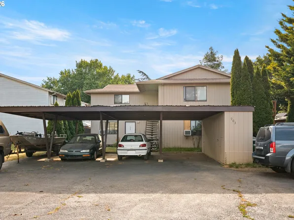 903 W Charles St, Newberg, OR 97132