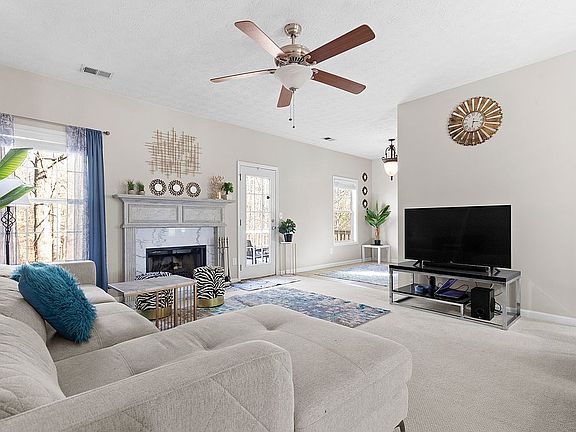 3rd image of 3295 Kylay Ct