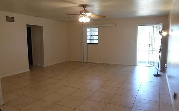 3rd image of 1618 SE 2nd St