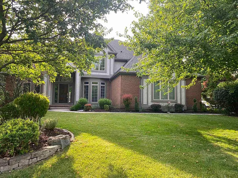 8034 Balmoral Ct — Photo 7