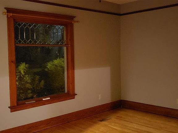 5th image of 318 Vine Street #2