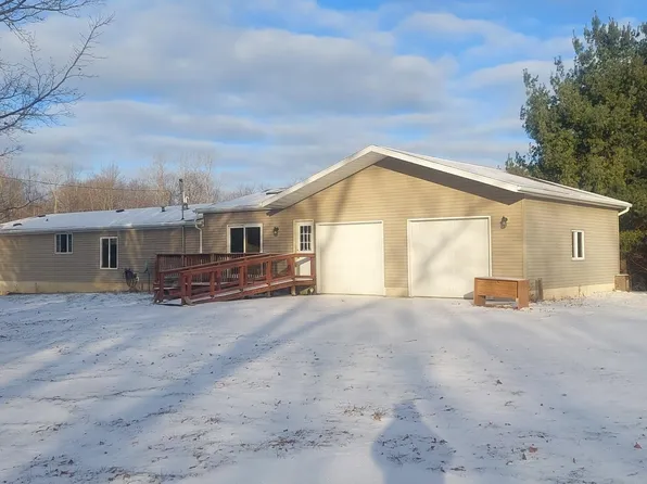 17900 Rome Rd, Hudson, MI 49247