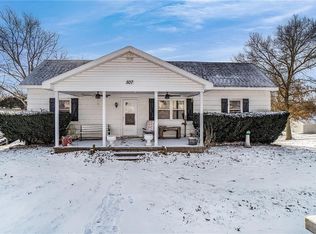 507 E 2nd St, Dearborn, MO 64439