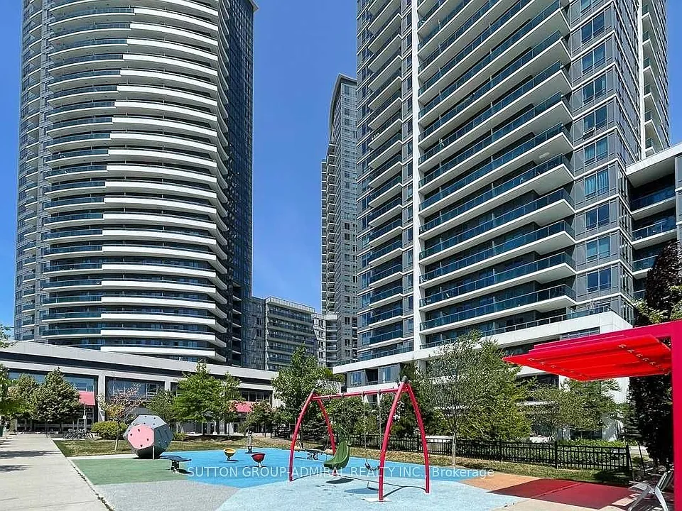 7167 Yonge St #311