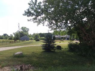 14153 S Scribner Rd, Perry, MI 48872