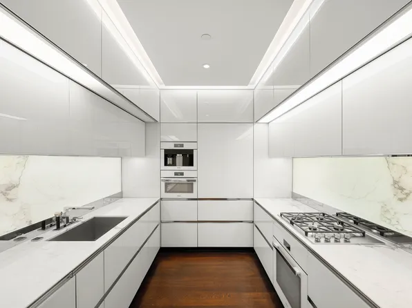 53 West 53rd Street image 4 of 19