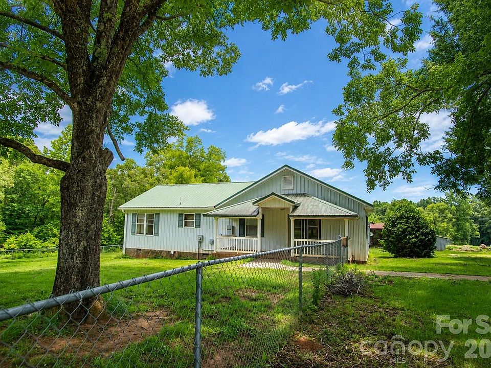 1st image of 275 Noel Rd